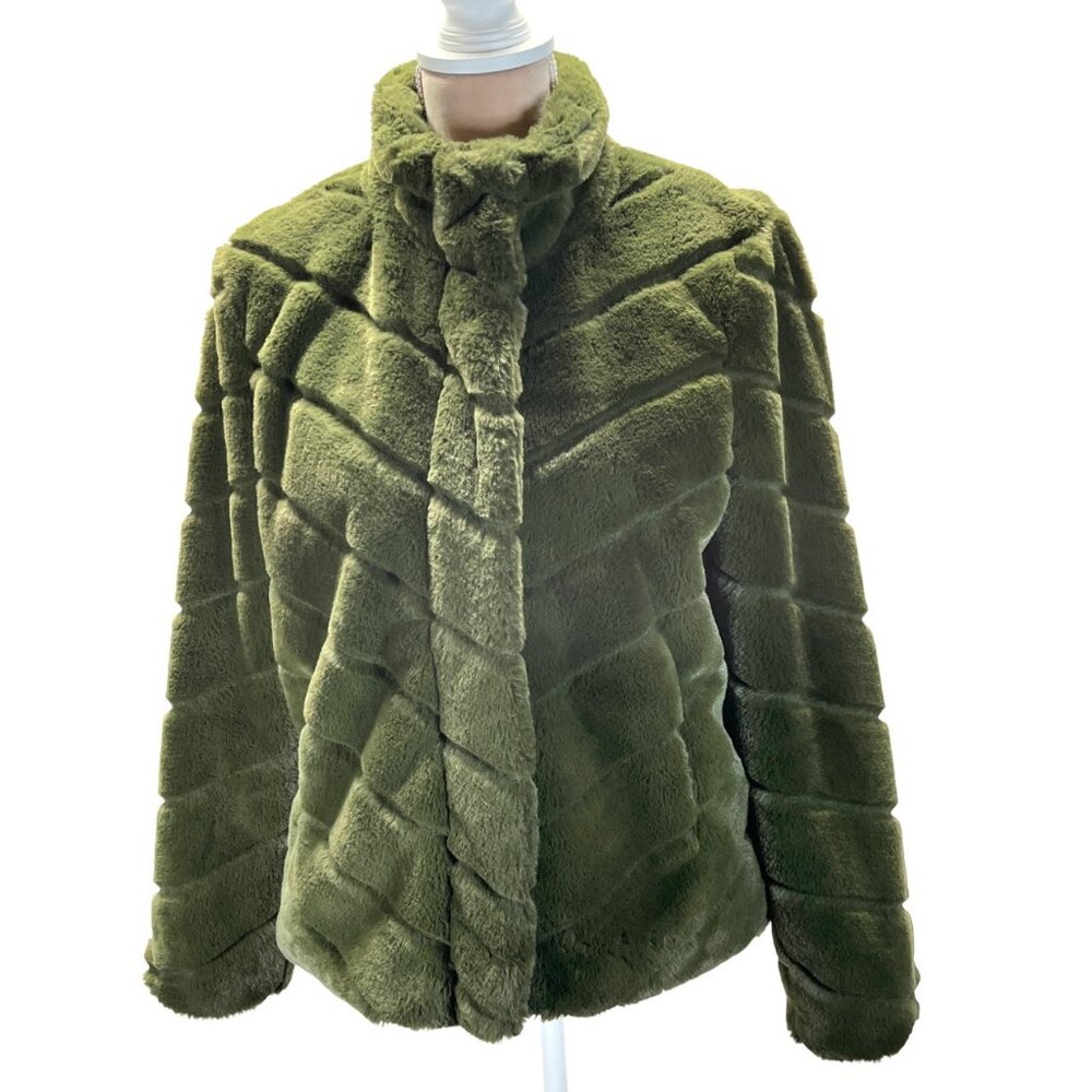 CiSono Faux Fur Olive Green Outerware Collection Size Large Zipper/Snap